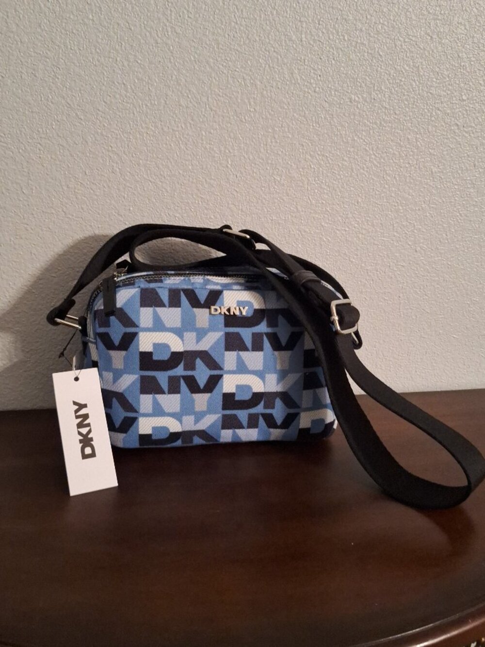 Beautiful blue DKNY cross body purse